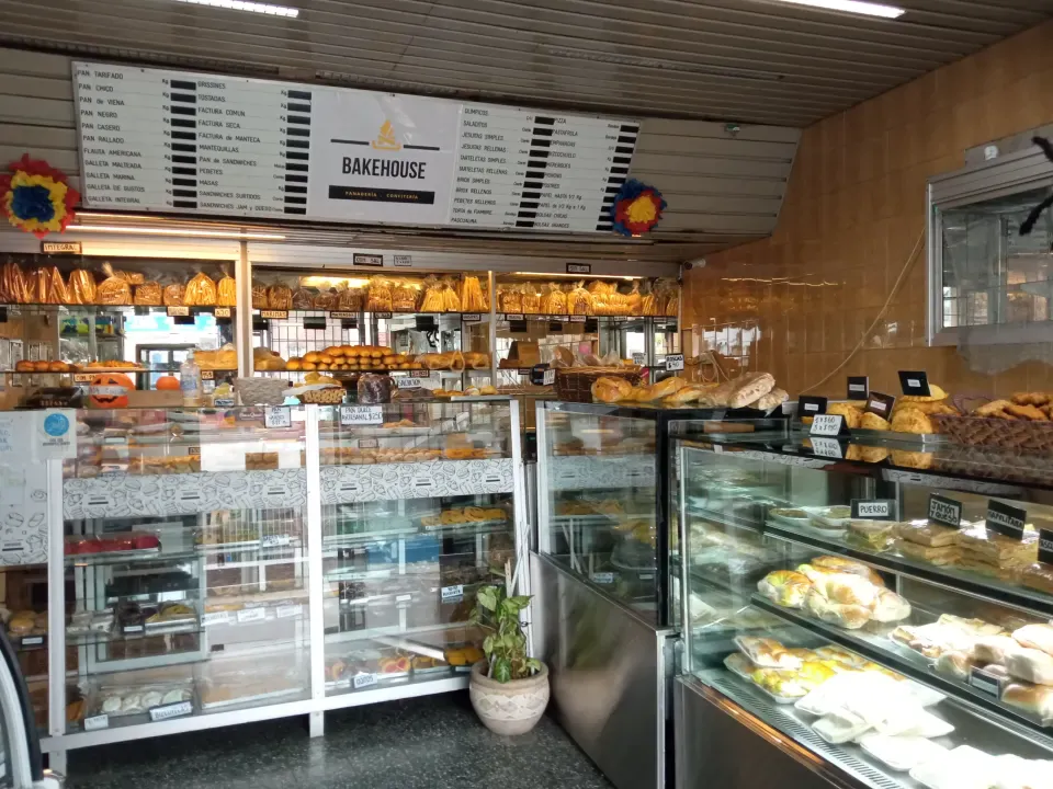 Frente de Bakehouse Panadería