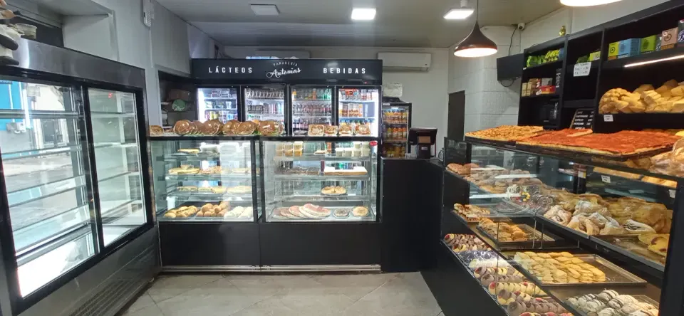 Frente de Panadería Antonias