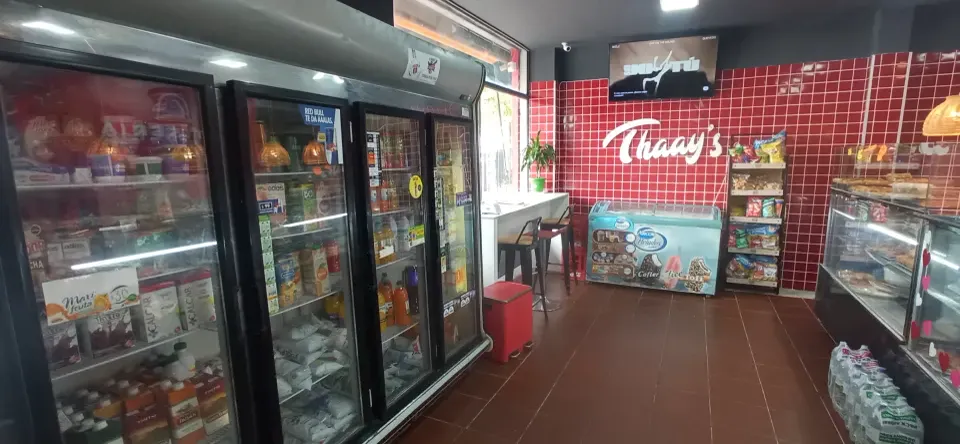 Foto 2 de Panaderia y confiteria thaays
