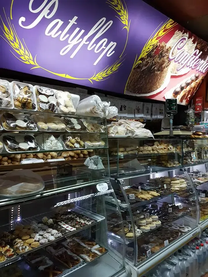 Frente de Panadería Patyflop